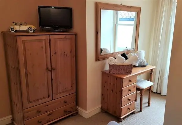 Tek Büyük Yataklı Oda