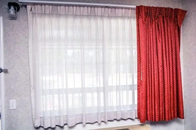Tek Büyük Yataklı Oda, 2 Çift Kişilik Yatak