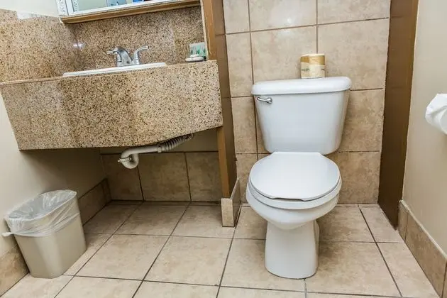 Tek Büyük Yataklı Oda, 2 Çift Kişilik Yatak