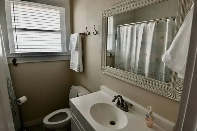 Ev (Pelican Landing)