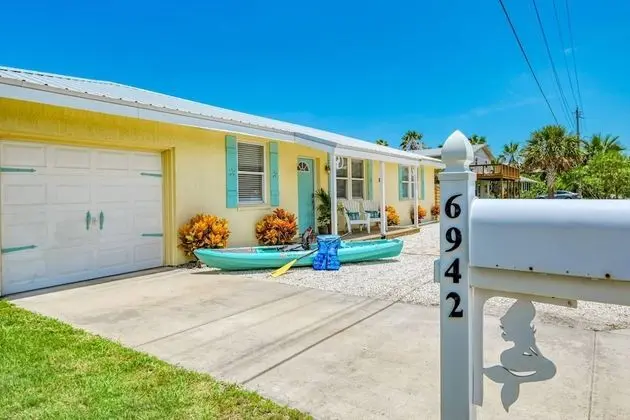 Ev (Pelican Landing)