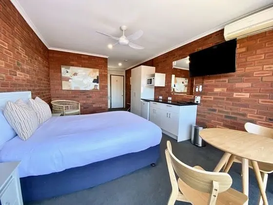 Premium Tek Büyük Yataklı Oda, Balkon
