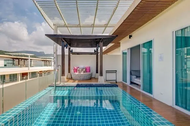 Sky Pool Suite with Two Bedroom