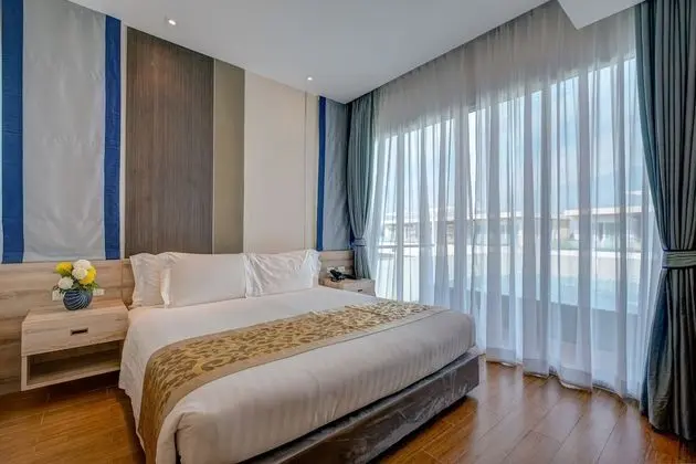 Sky Pool Suite with Two Bedroom