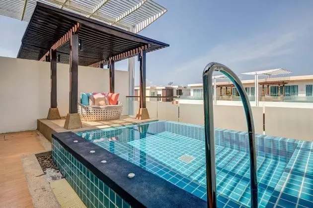 Sky Pool Suite with Two Bedroom