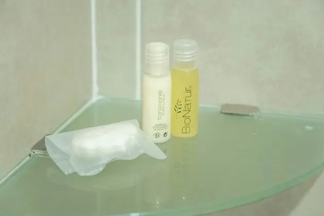 Doble Deluxe (2 camas matrimoniales)