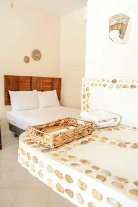 Doble Estandar (1 cama matrimonial)