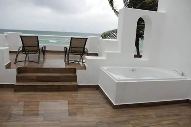 Honeymoon Room with Jacuzzi and Terrace