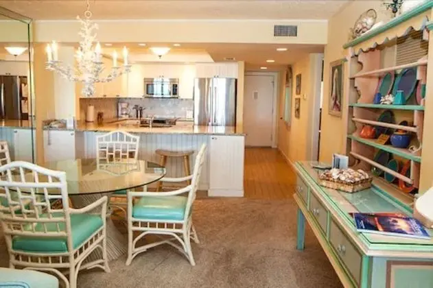 Condo, 2 Bedrooms, 2 Bathrooms, Gulf Front