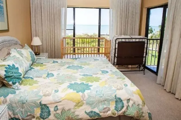 Condo, 2 Bedrooms, 2 Bathrooms, Gulf Front