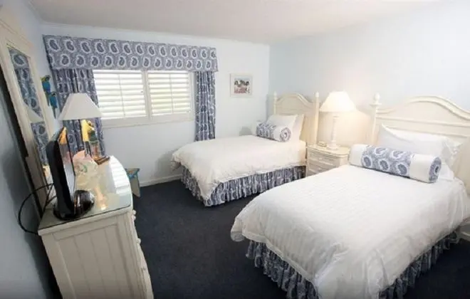 Suit Two Bedrooms