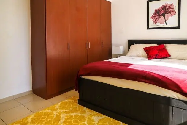 Apart Daire, 2 Yatak Odası, Marina Manzaralı