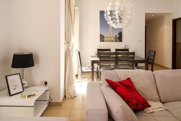 Apart Daire, 2 Yatak Odası, Marina Manzaralı