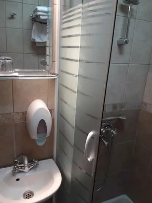 Basic İki Ayrı Yataklı Oda, 1 Yatak Odası, Sigara İçilmez, Avlu Manzaralı