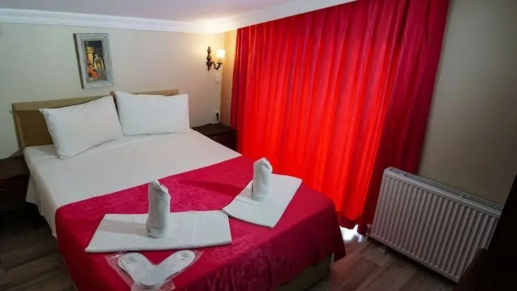 Economy Çatı Katı Süiti (Penthouse)