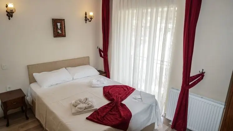 Standart Oda,Kara Manzaralı