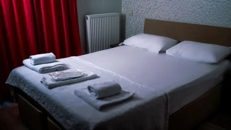 Standart Oda,Kara Manzaralı
