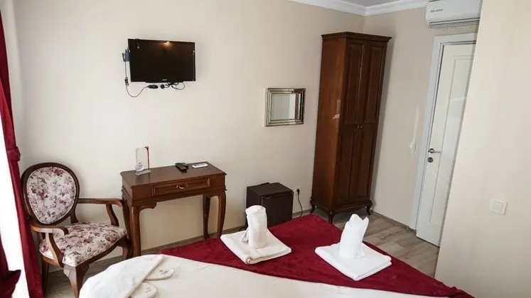 Standart Oda,Kara Manzaralı