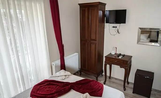 Standart Oda,Kara Manzaralı