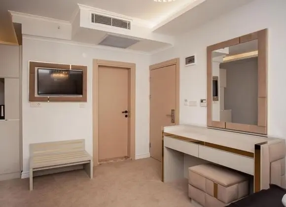 https://images.odamax.com/img/1024x768/odamax/image/upload/Pelit_Park_Hotel_202512031453392_FRMN7431.JPG