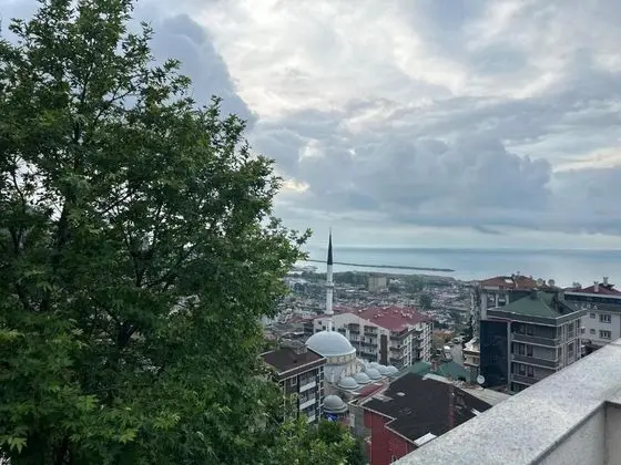 https://images.odamax.com/img/1024x768/odamax/image/upload/Pelit_Park_Hotel_202512031455294_562469882.jpg