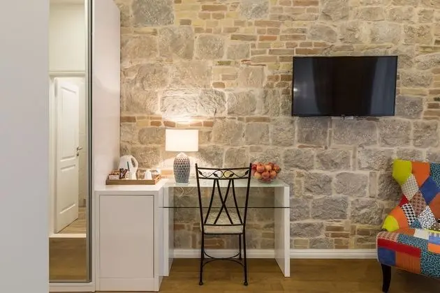 Deluxe Double Room-202