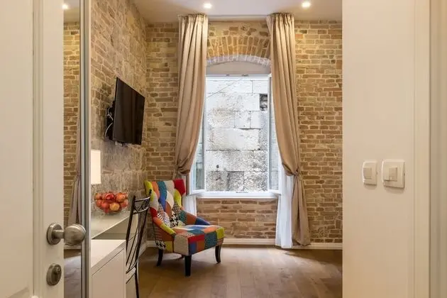 Deluxe Double Room-202