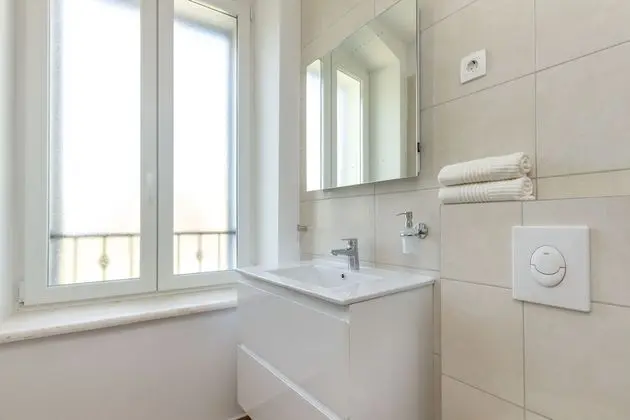 Deluxe Double Room, City View-204