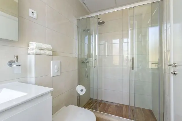 Deluxe Double Room, City View-204