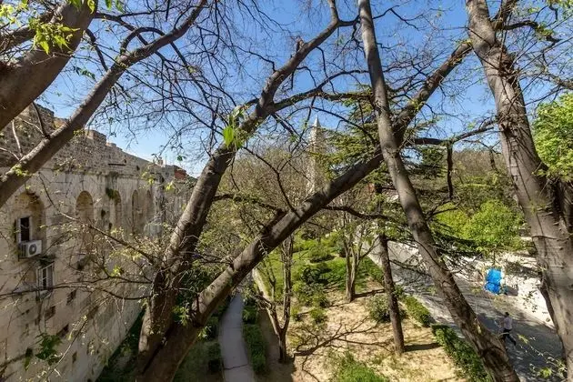 Deluxe Double Room, City View-204