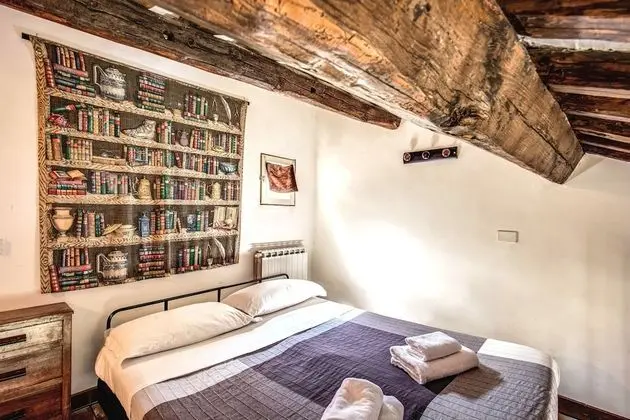 Apart Daire, 2 Yatak Odası, Teras, Asma Kat