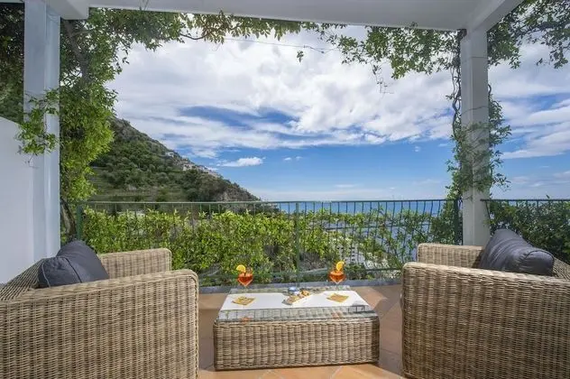 Deluxe Tek Büyük Yataklı Oda, Deniz Manzaralı