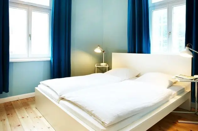 Standard Oda, 1 En Büyük (King) Boy Yatak, Küvet