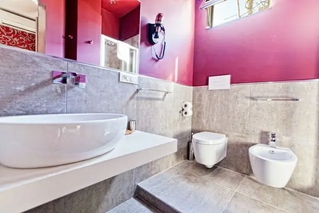 Classic Tek Büyük veya İki Ayrı Yataklı Oda, Balkon (Pettirosso)