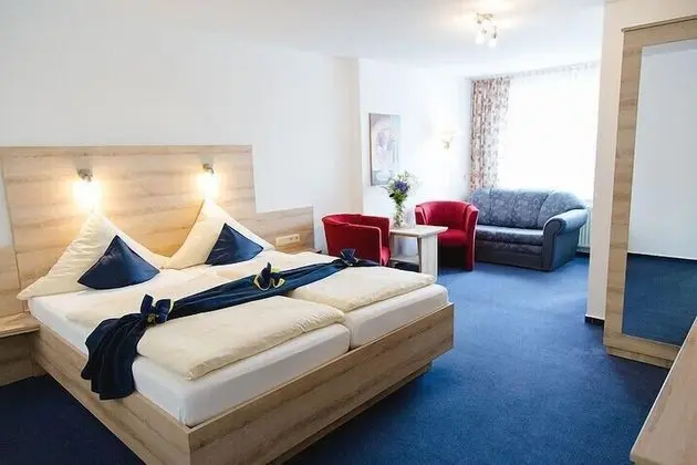 Business Tek Büyük Yataklı Oda