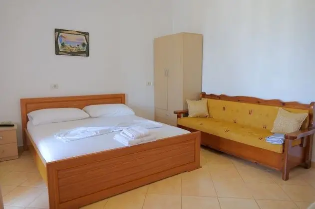 Dört Kişilik Oda, Balkon