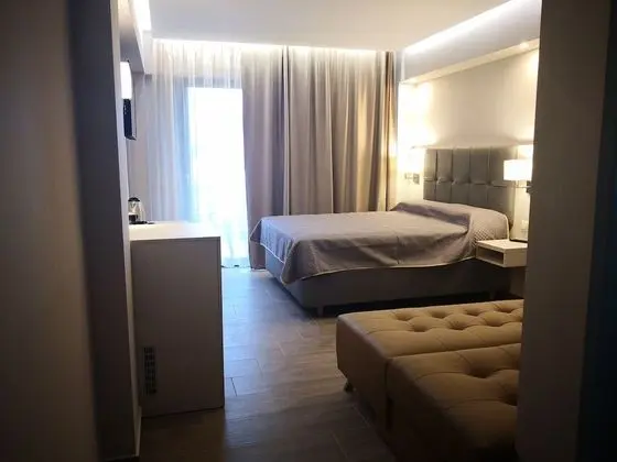 Deluxe Dört Kişilik Oda