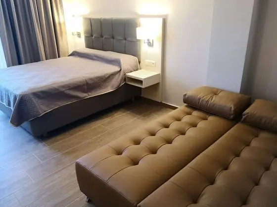 Deluxe Dört Kişilik Oda
