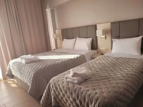 Deluxe Üç Kişilik Oda
