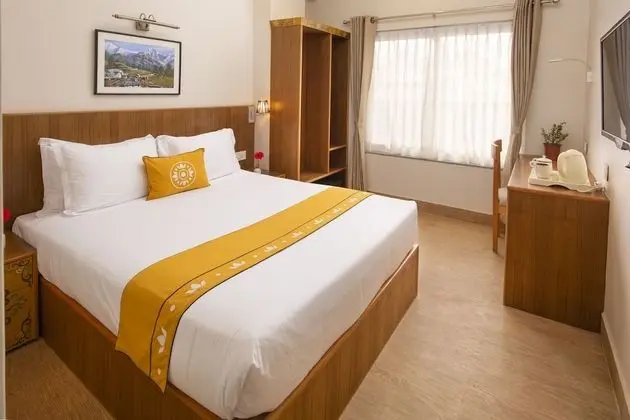 Deluxe Tek Büyük Yataklı Oda