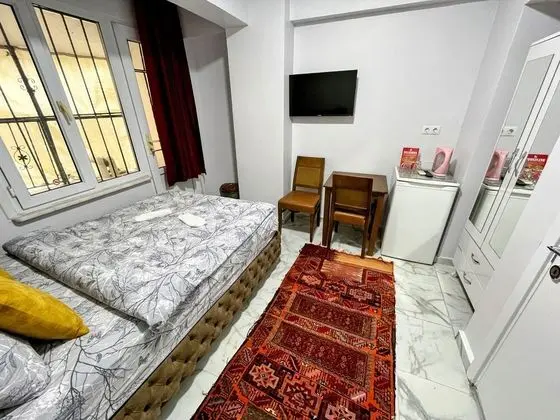 Tek Büyük Yataklı Oda