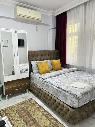 Tek Büyük Yataklı Oda