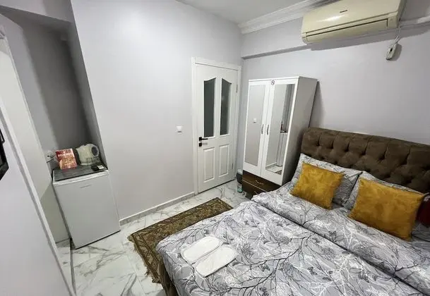 Tek Büyük Yataklı Oda