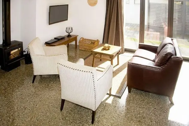 Ev, 5 Yatak Odası, Sigara İçilmez