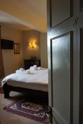Üç Kişilik Oda, Banyolu/Duşlu