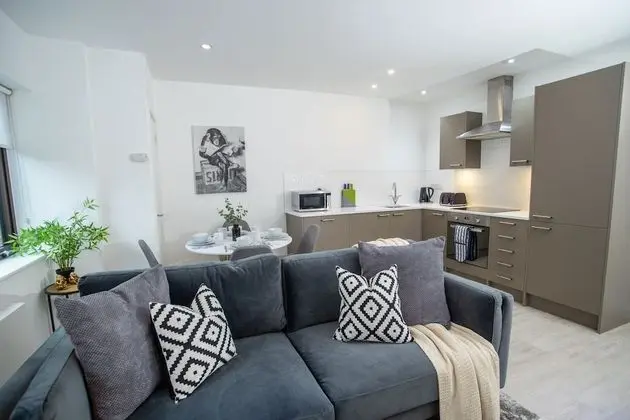 Premier Apart Daire, Avlu Manzaralı