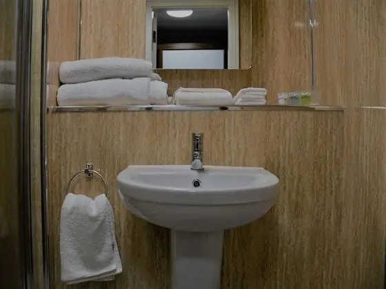 Executive Stüdyo, Banyolu/Duşlu