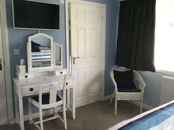 Comfort Tek Büyük Yataklı Oda