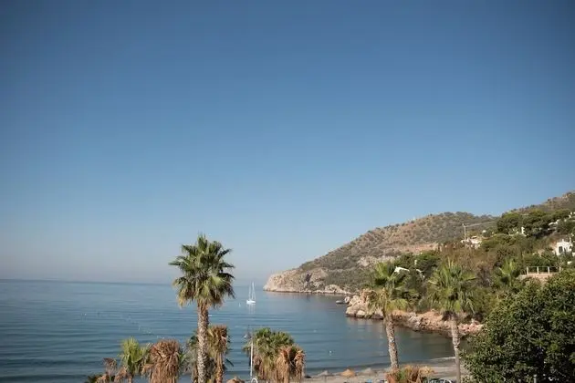 Tek Büyük Yataklı Oda, Balkon, Deniz Manzaralı