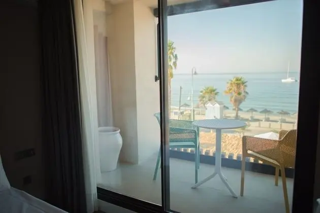 Tek Büyük Yataklı Oda, Balkon, Deniz Manzaralı